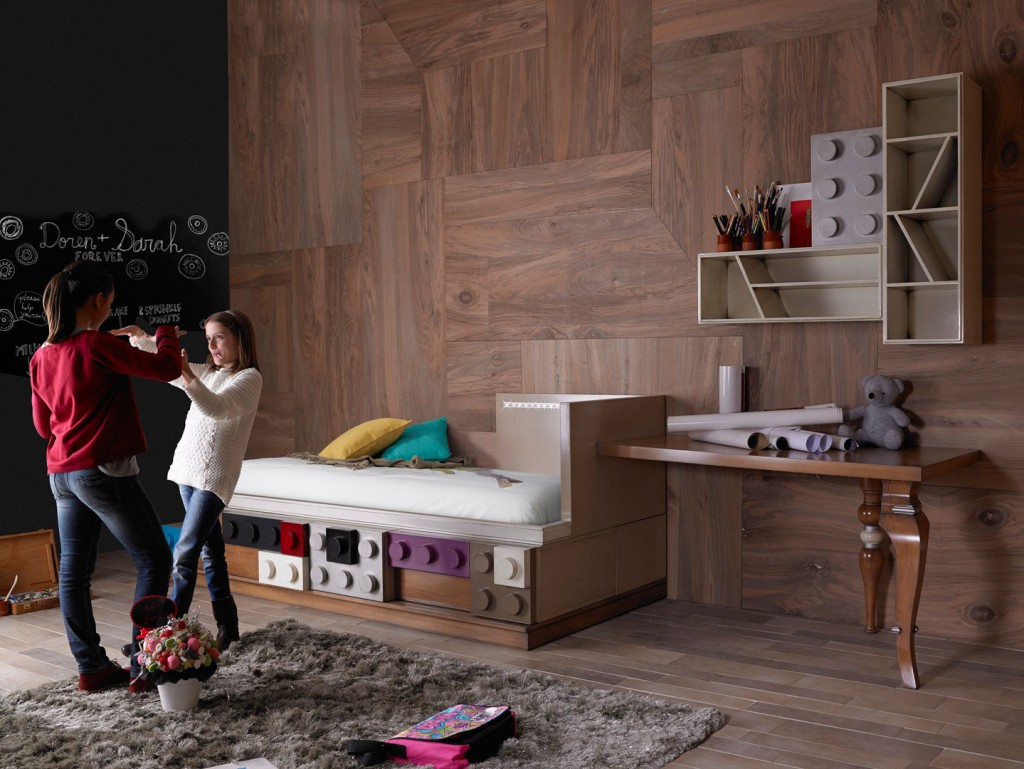 2ambar-muebles.com-cama-juvenil-legos-de-lola-glamour-junto-escritorio Dormitorios juveniles con estilo