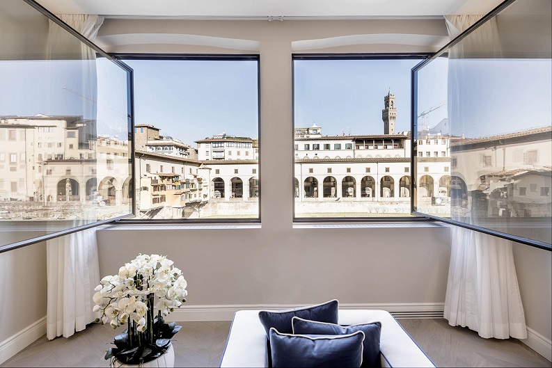 Pierattelli Architettura un Apartamento con vistas al PonteVecchio de Florencia foto Iuri Niccolai. Firenze