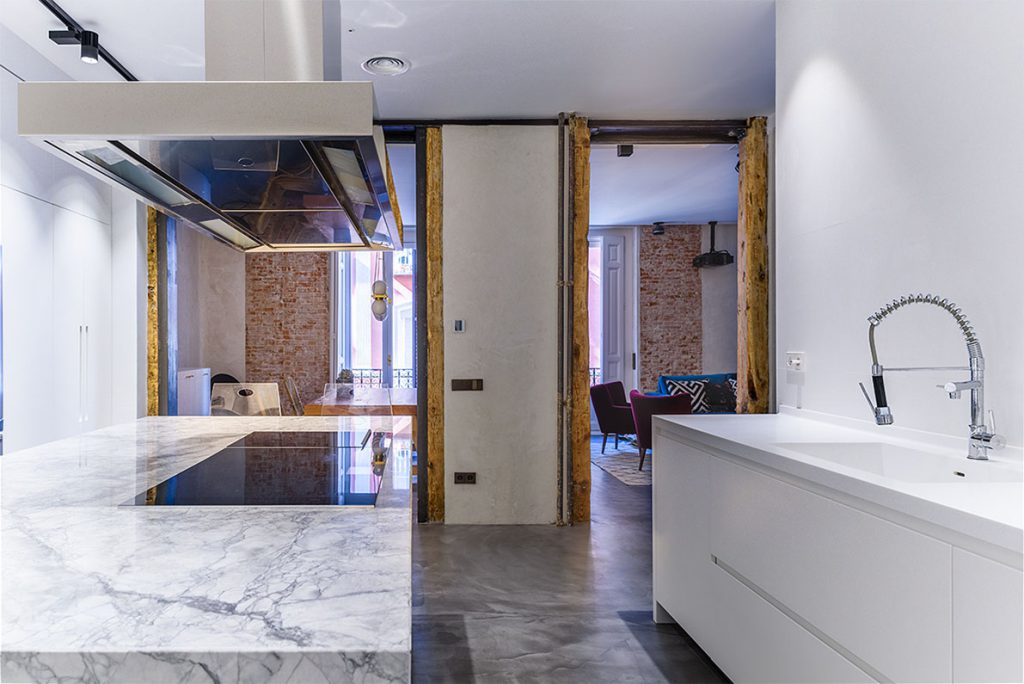Reforma en Madrid Q Arquitectura . Casa ChefG . Fotos: Javi Bravo 