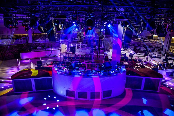 Discoteca Pacha Ibiza nueva imagen reformado por Juli Capella cabina DJ