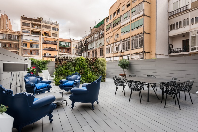 piso Ensanche Barcelona diseño de SINCRO. terraza y chill out