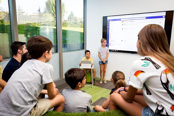 microsoft edulab aula educativa en Madrid. Diseño 3g office
